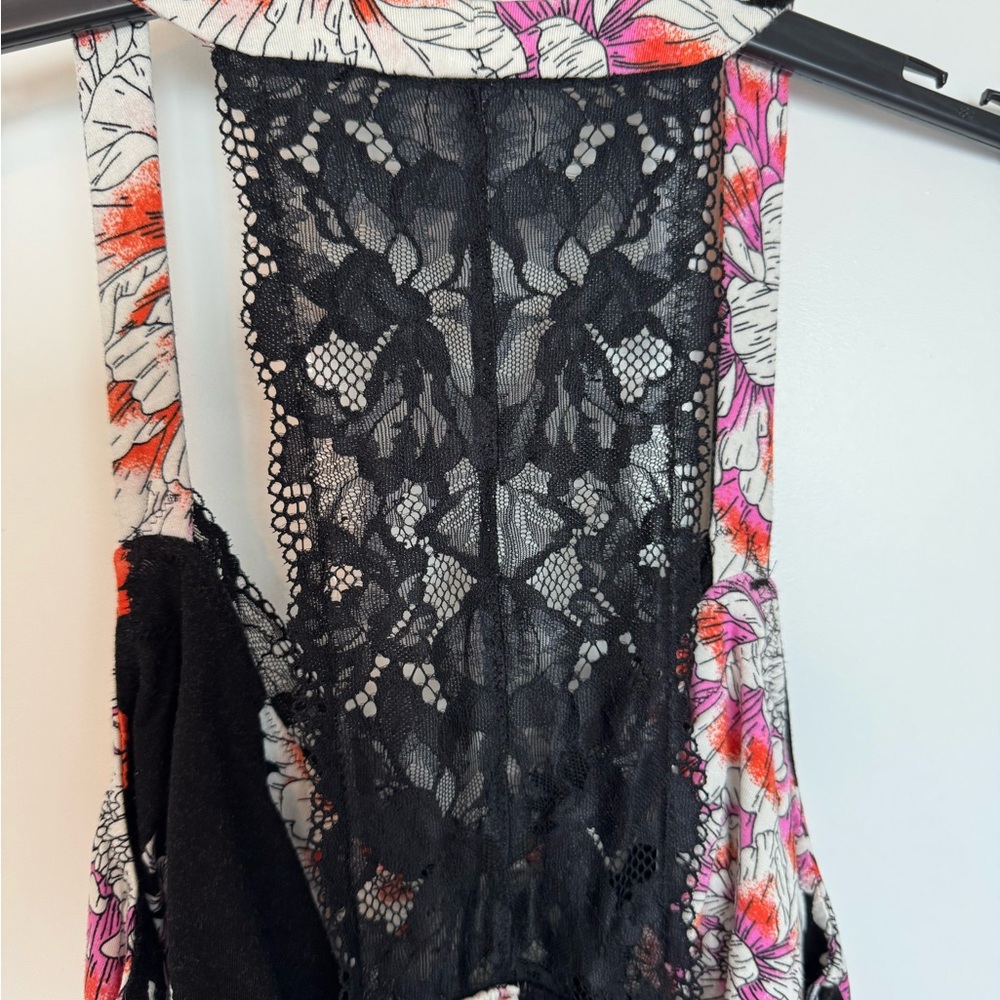 Soma Black Chemise Nightgown with Tropical Floral Pattern size medium NWOT - Picture 4 of 10